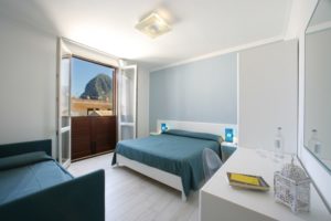 Double room with Monte Monaco view